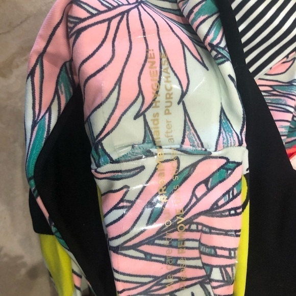 MAAJI Fairground Reversible Swimsuit SZ. S​​​​​​​​​​​ - Picture 6 of 6